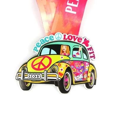 kupować Duży rozmiar Wielokolorowy wypełniony stopem cynku Metal Award Medal Dual Material Custom Shape produkcja online