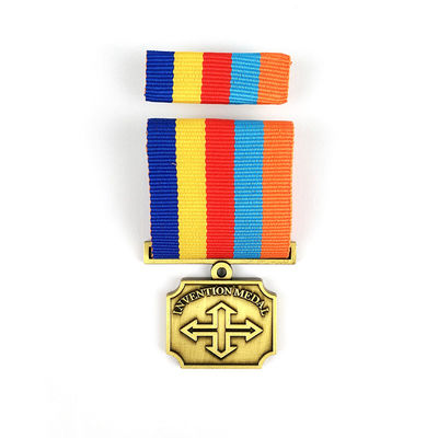 kupować Zindywidualizowany medal honorowy z wstążką do uznania pracowników korporacyjnych produkcja online