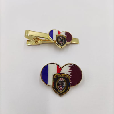 kupować Custom Tournament Security Force Badge Premium Heart-Shaped Dual Flag Enamel Pin And Tie Clip Set produkcja online