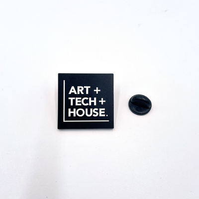 kupować Art Tech House Soft Enamel Lapel Pin Stylne oświadczenie dla kreatywnych umysłów produkcja online