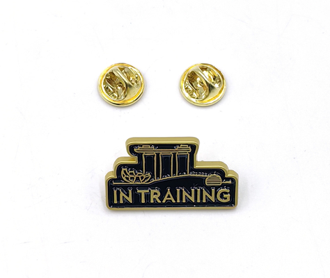 kupować Double Butterfly Clasp Black Enamel Badge with Unique Plastic Box The Perfect Addition to Your Lapel Pin Collection produkcja online